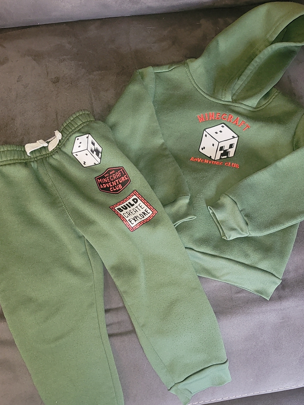Minecraft Green Sweatpants & Hoodie Set